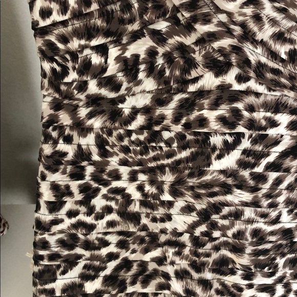 Dress - Picture 3 of 5